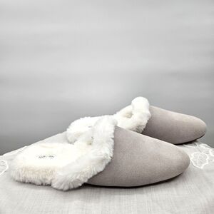Haven Well Within Light Gray Suede Faux Fur Slippers NWOT Size 9‎